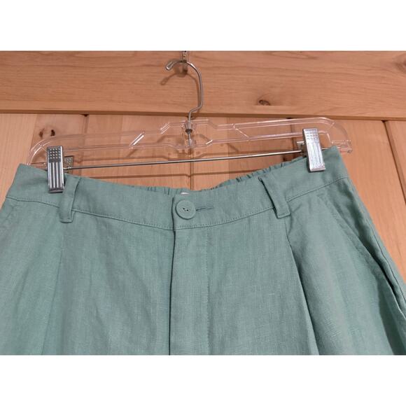 Garnet Hill | Linen Trouser Shorts in Pale Cyan | Size 2 - Picture 2 of 11